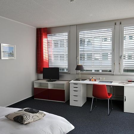 Primestay Apartmenthaus Zurich Seebach Exterior photo